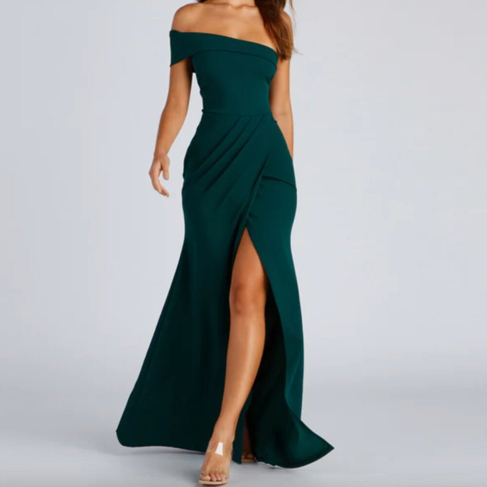 NWT Green Gown